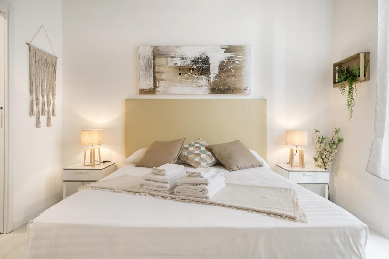 White Ostilia Guesthouse Roma Ngoại thất bức ảnh